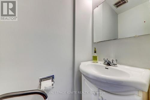 9 Pilkey Crescent, Toronto, ON - Indoor Photo Showing Bathroom