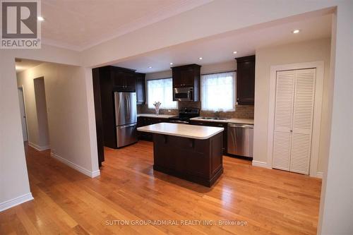 63 Aurora Heights Drive, Aurora, ON - Indoor Photo Showing Kitchen With Double Sink
