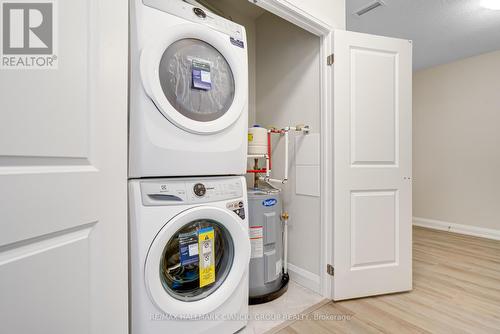 703 - 5917 Main Street, Whitchurch-Stouffville, ON - Indoor Photo Showing Laundry Room