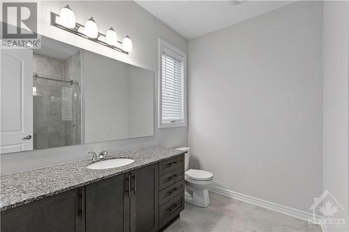 158 Aubrais Crescent, Ottawa, ON - Indoor Photo Showing Bathroom