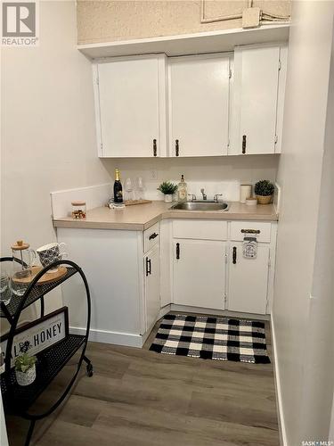 28 2201 14Th Avenue, Regina, SK - Indoor Photo Showing Kitchen