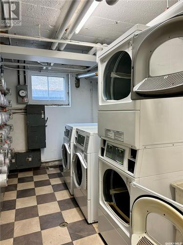 28 2201 14Th Avenue, Regina, SK - Indoor Photo Showing Laundry Room