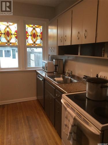 3308 College Avenue, Regina, SK - Indoor Photo Showing Kitchen With Double Sink