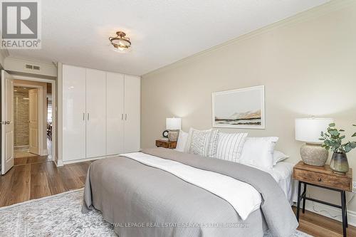 101 - 70 Elmsthorpe Avenue, Toronto, ON - Indoor Photo Showing Bedroom