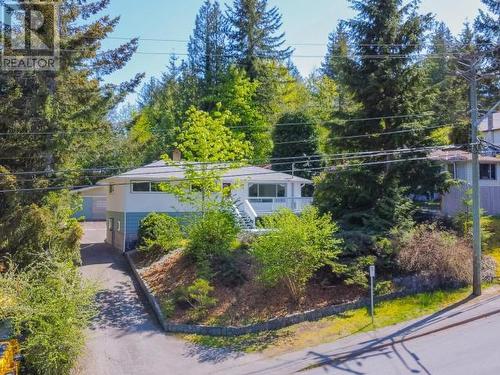 6874 Cranberry Street, Powell River, BC - Outdoor