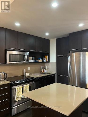 811 - 100 Harrison Garden Boulevard, Toronto, ON - Indoor Photo Showing Kitchen With Upgraded Kitchen