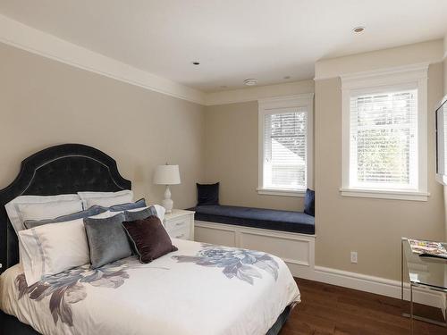 4041 Palmetto Pl, Saanich, BC - Indoor Photo Showing Bedroom