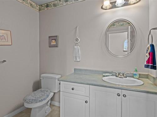 2612 Pinnacle Way, Langford, BC - Indoor Photo Showing Bathroom
