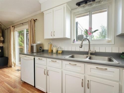 6967 Grant Rd West, Sooke, BC - Indoor Photo Showing Kitchen With Double Sink