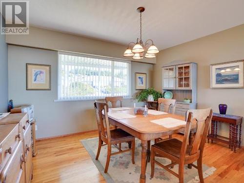 4045 Joyce Ave, Powell River, BC - Indoor Photo Showing Dining Room