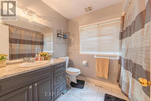 85 - 100 Brickyard Way, Brampton (Brampton North), ON - Indoor Photo Showing Bathroom