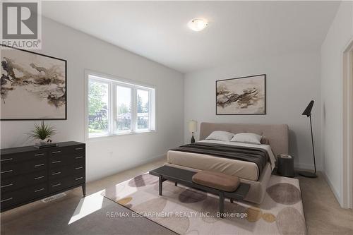 71 Beachwalk Crescent, Fort Erie, ON - Indoor Photo Showing Bedroom