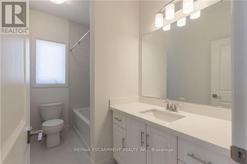 71 Beachwalk Crescent, Fort Erie, ON - Indoor Photo Showing Bathroom