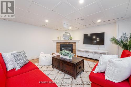 1534 Randor Drive, Mississauga, ON - Indoor With Fireplace