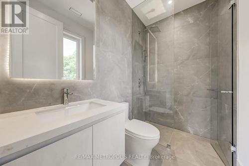 12 Bearwood Drive, Toronto, ON - Indoor Photo Showing Bathroom