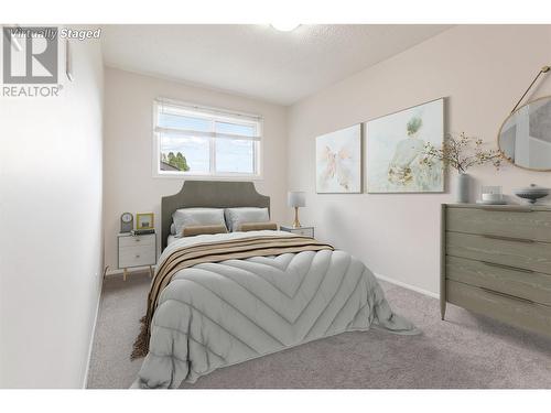 456 Nelson Avenue, Penticton, BC - Indoor Photo Showing Bedroom
