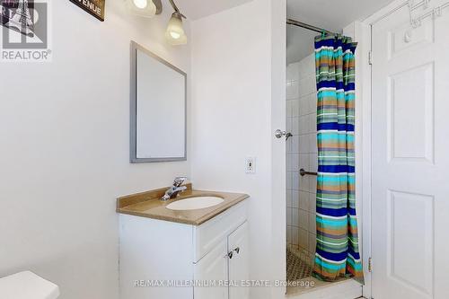 315 - 160 Wellington Street E, Aurora, ON - Indoor Photo Showing Bathroom