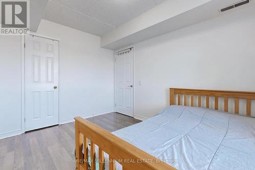 315 - 160 Wellington Street E, Aurora, ON - Indoor Photo Showing Bedroom
