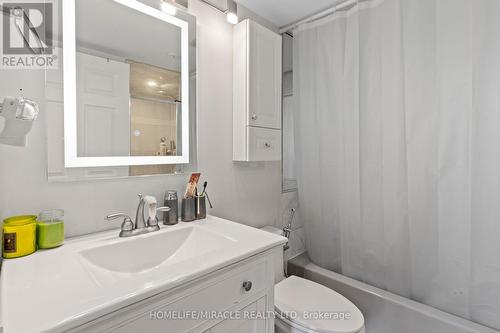 308 - 10 Malta Avenue, Brampton, ON - Indoor Photo Showing Bathroom