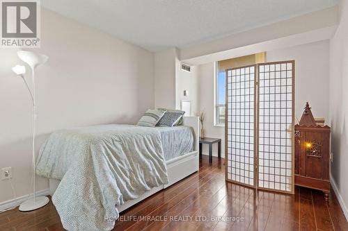 308 - 10 Malta Avenue, Brampton, ON - Indoor Photo Showing Bedroom