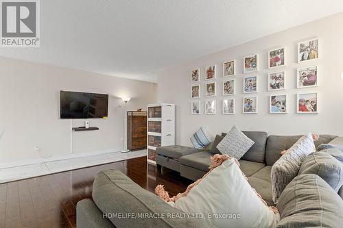308 - 10 Malta Avenue, Brampton, ON - Indoor Photo Showing Living Room