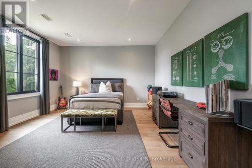 108 Mason Boulevard, Toronto, ON - Indoor Photo Showing Bedroom