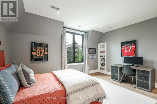 108 Mason Boulevard, Toronto, ON - Indoor Photo Showing Bedroom