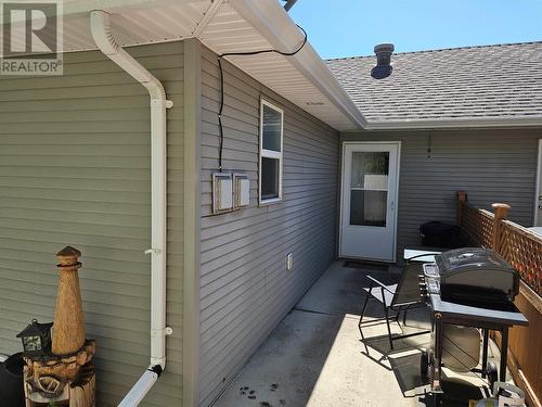 601 9Th Street Unit# 6, Keremeos, BC - Outdoor With Exterior