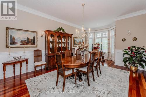372 River Oak Place, Waterloo, ON - Indoor Photo Showing Dining Room