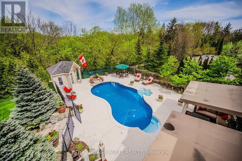 372 River Oak Place, Waterloo, ON - Outdoor With In Ground Pool