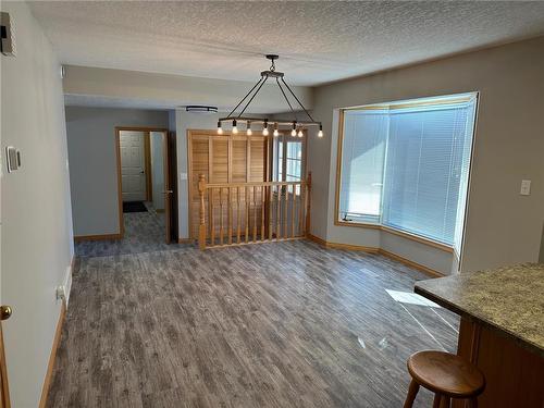 Swan River, Manitoba - Indoor Photo Showing Other Room