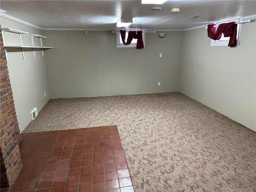 Swan River, Manitoba - Indoor Photo Showing Other Room