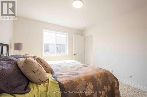 70 Stirling Crescent, Prince Edward County, ON - Indoor Photo Showing Bedroom