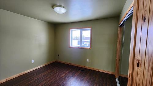 105 Mcnaughton Avenue, Brookdale, MB - Indoor Photo Showing Other Room