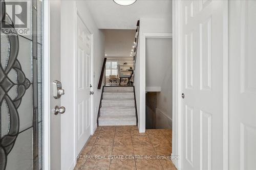 23 Periwinkle Drive, Hamilton, ON - Indoor Photo Showing Other Room