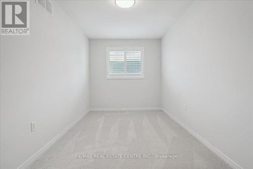 23 Periwinkle Drive, Hamilton, ON - Indoor Photo Showing Other Room
