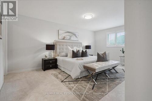 23 Periwinkle Drive, Hamilton, ON - Indoor Photo Showing Bedroom