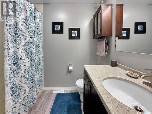 1000 Carlton Drive, Esterhazy, SK - Indoor Photo Showing Bathroom