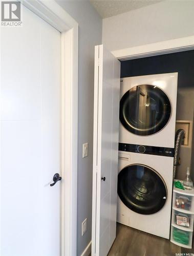 Pittville Acreage, Hazlet, SK - Indoor Photo Showing Laundry Room