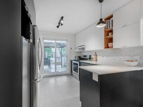 Kitchen - 13380 Rue Turcot, Mirabel, QC - Indoor Photo Showing Kitchen With Upgraded Kitchen