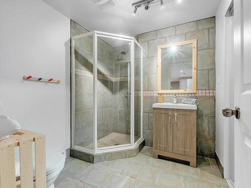 Bathroom - 13380 Rue Turcot, Mirabel, QC - Indoor Photo Showing Bathroom