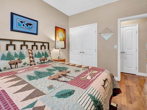 111 Dee Street, Kamloops, BC - Indoor Photo Showing Bedroom
