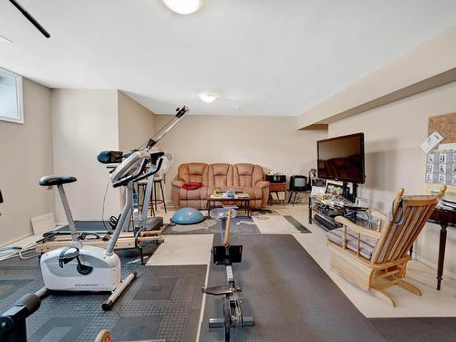111 Dee Street, Kamloops, BC - Indoor Photo Showing Gym Room