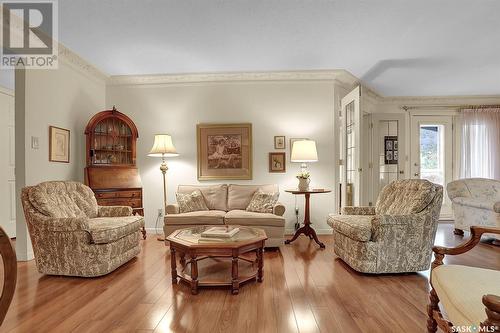 201 2315 Cornwall Street, Regina, SK - Indoor Photo Showing Living Room