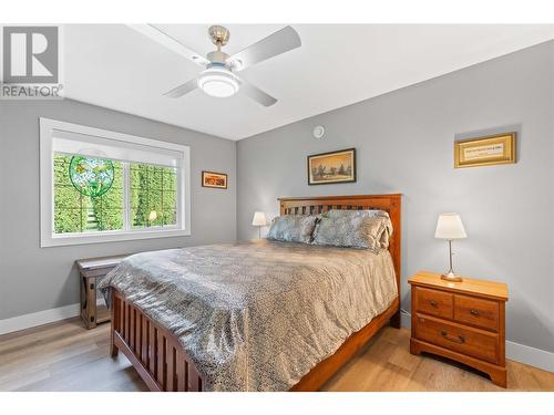 2170 Cambie Solsqua Road, Sicamous, BC - Indoor Photo Showing Bedroom