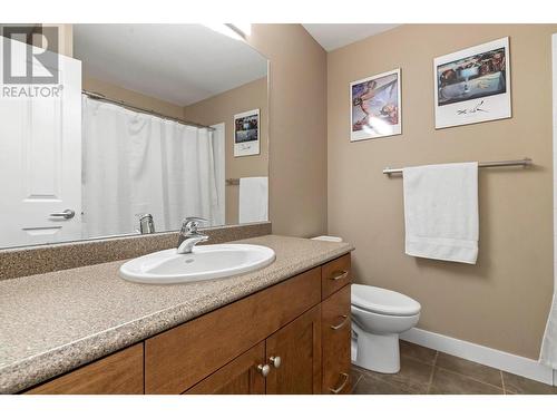 2532 Shoreline Drive Unit# 211, Lake Country, BC - Indoor Photo Showing Bathroom