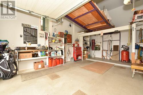 2572 Bayview Road, Blind Bay, BC - Indoor Photo Showing Garage