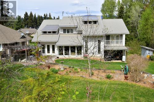 2572 Bayview Road, Blind Bay, BC - Outdoor