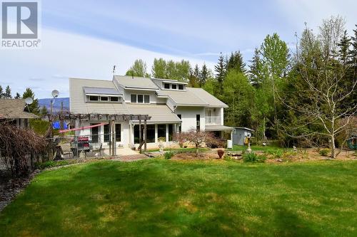 2572 Bayview Road, Blind Bay, BC - Outdoor With Deck Patio Veranda
