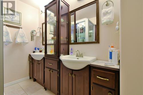 2572 Bayview Road, Blind Bay, BC - Indoor Photo Showing Bathroom